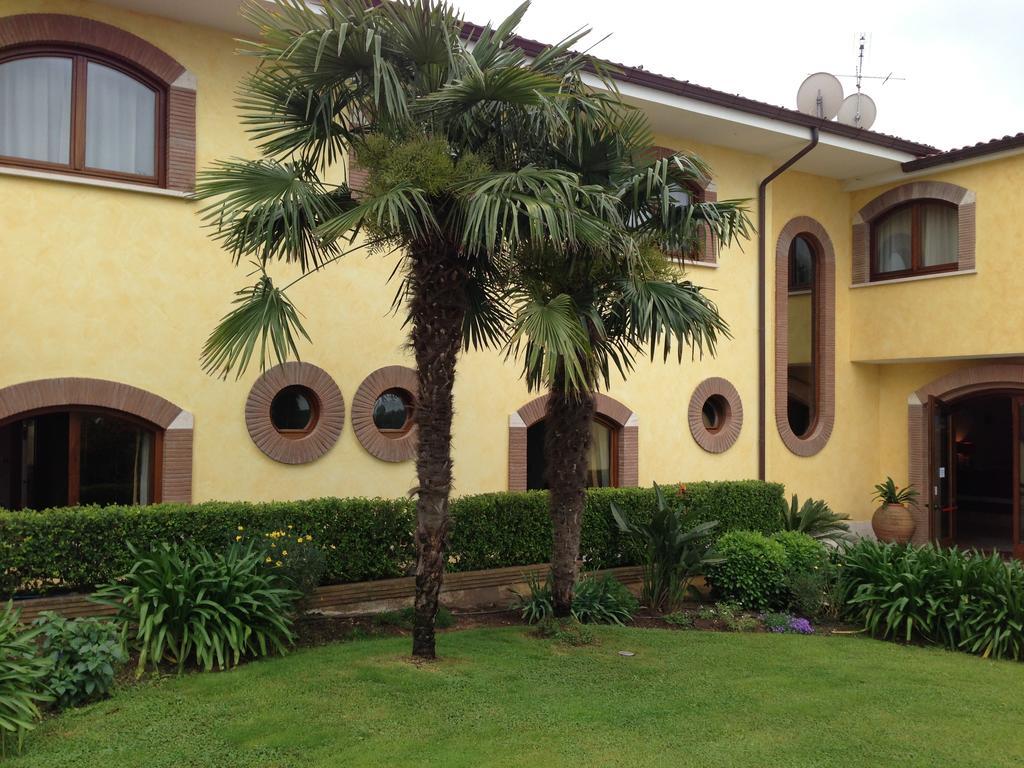 La Locanda Del Cavaliere Borgo Montello Eksteriør billede