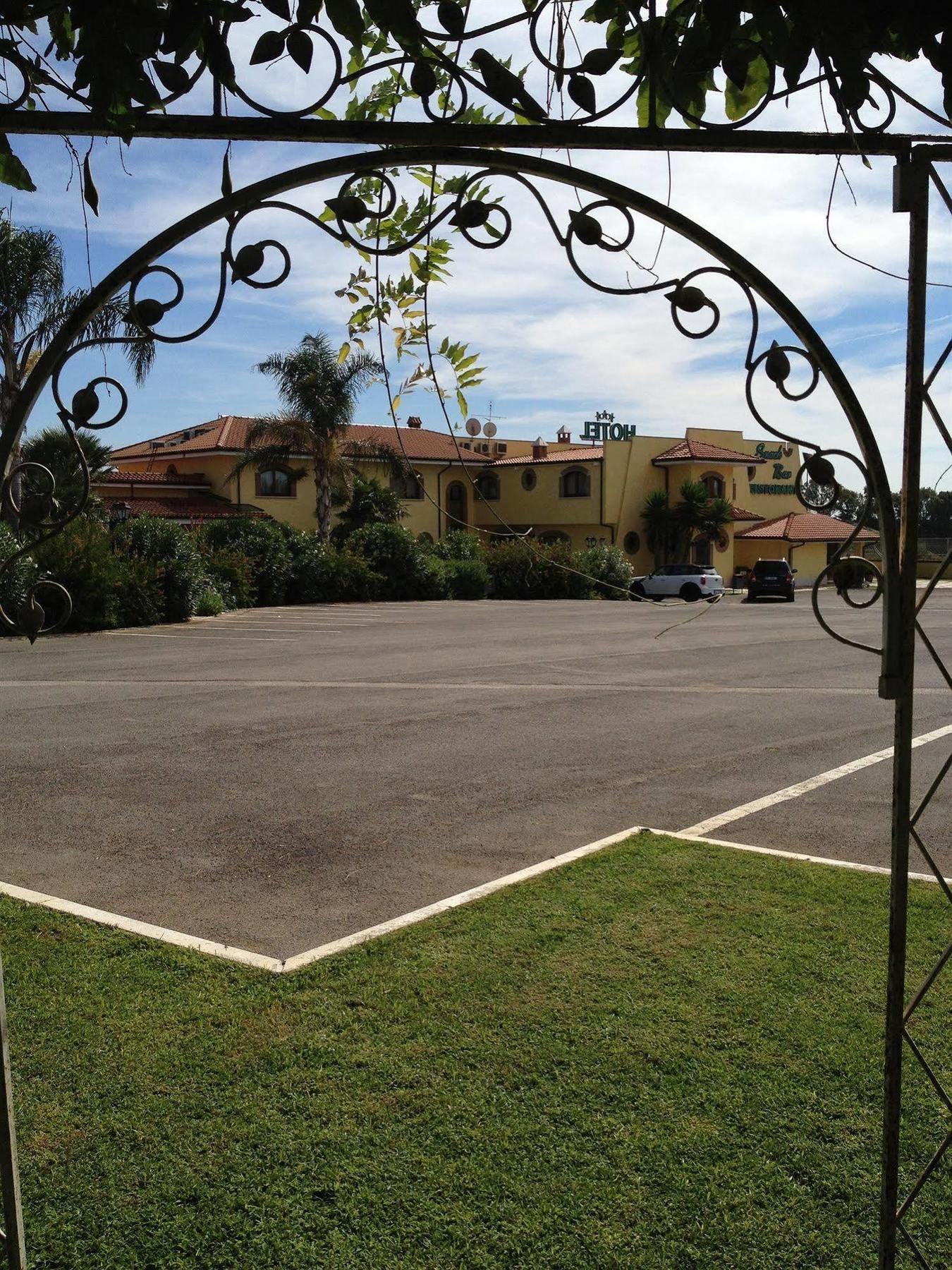 La Locanda Del Cavaliere Borgo Montello Eksteriør billede